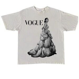 Vogue Graphic T-Shirt
